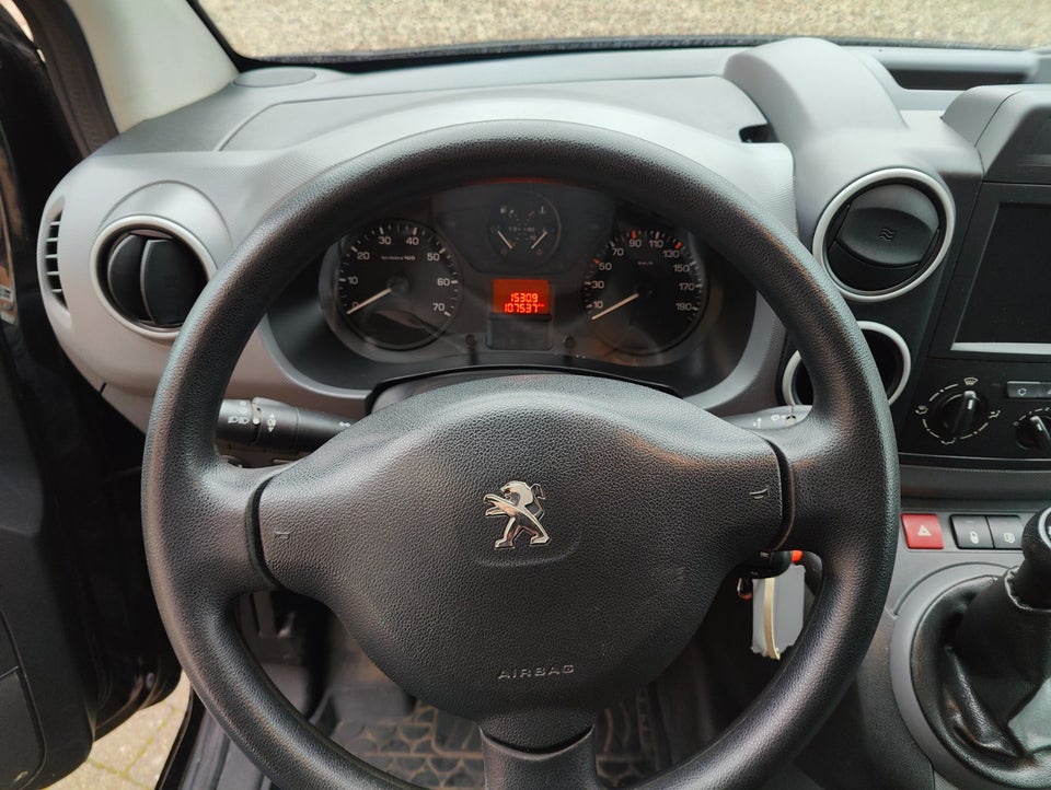 Peugeot Partner 1,6 BlueHDi 100 L2 Flex Van 5d