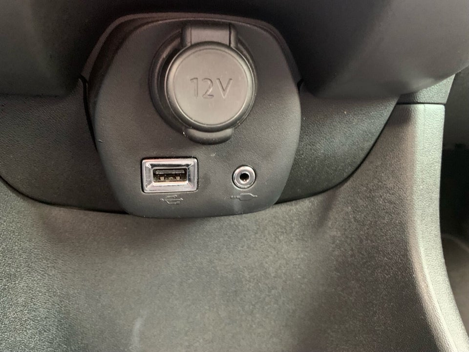 Toyota Aygo 1,0 VVT-i x-press 5d