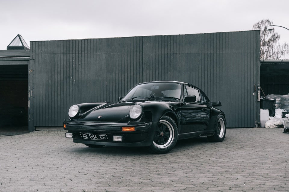 Porsche 911 3,3 Turbo Coupé 2d