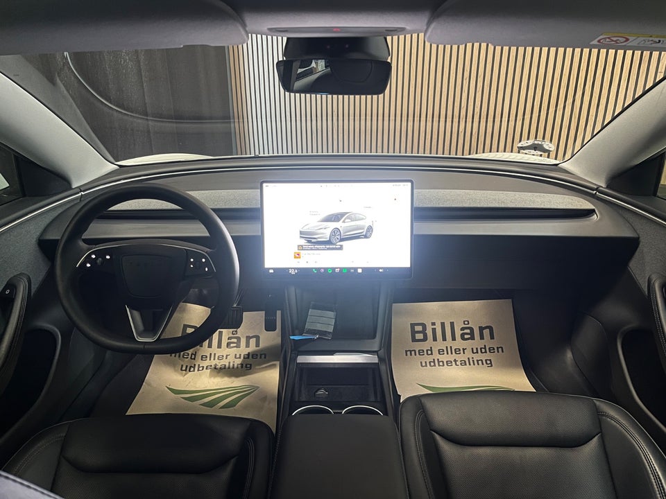 Tesla Model 3 RWD 4d