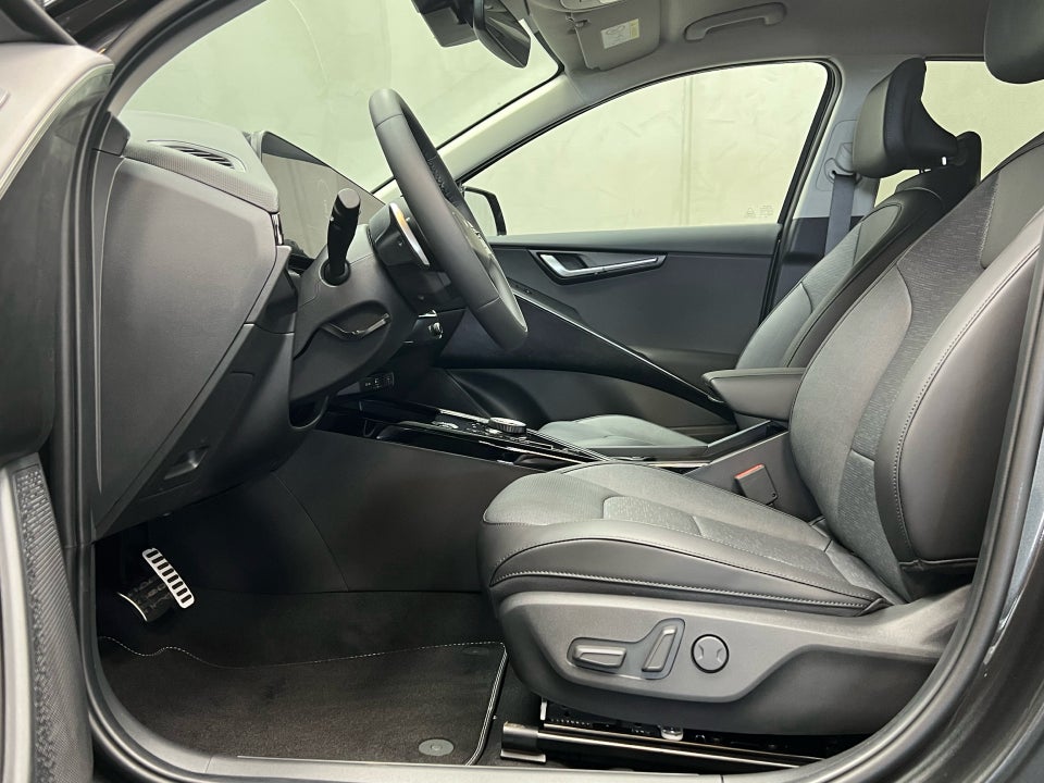 Kia Niro 64 EV Upgrade 5d