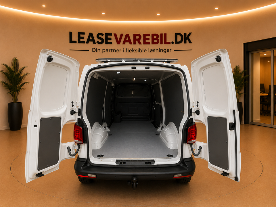 VW Transporter 2,0 TDi 150 Kassevogn DSG kort