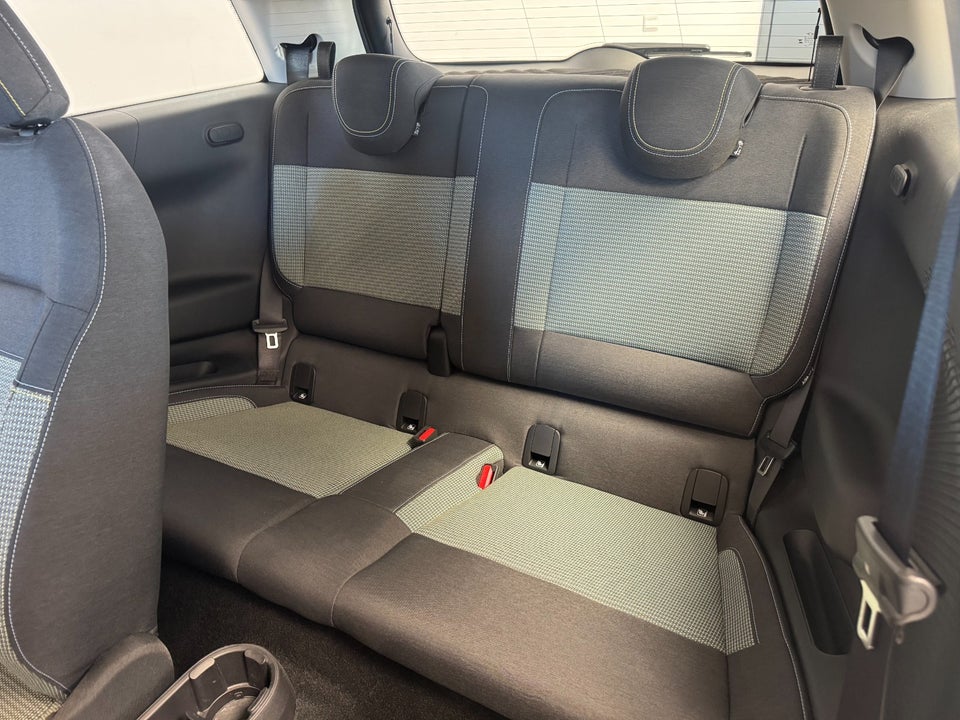 MINI Cooper SE Essential Trim 3d