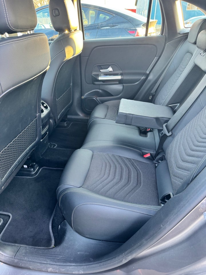 Mercedes EQA250+ Progressive 5d