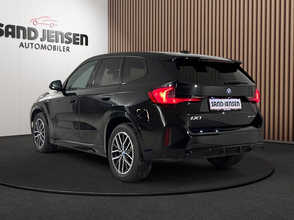 BMW iX1 xDrive30 M-Sport 5d