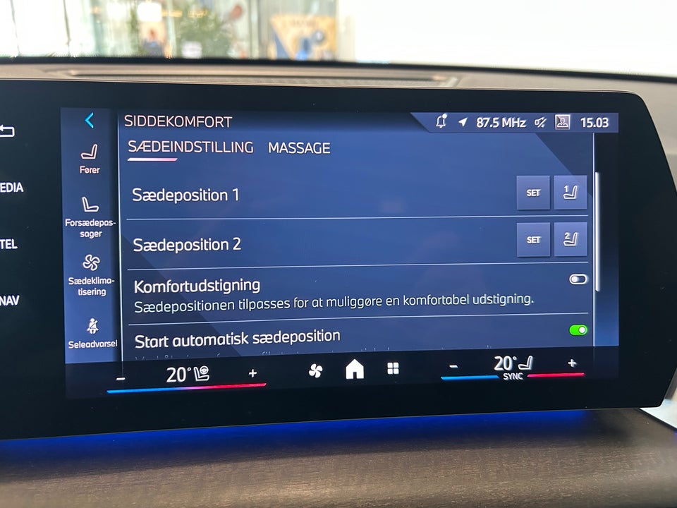 BMW iX1 xDrive30 Fully Charged 5d