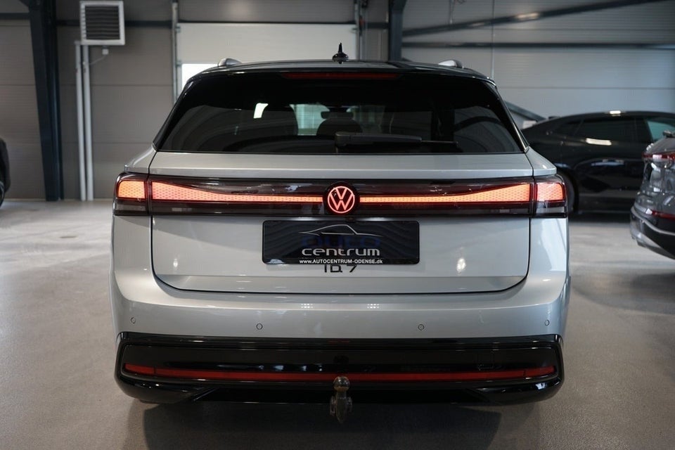 VW ID.7 77 Style Tourer 5d
