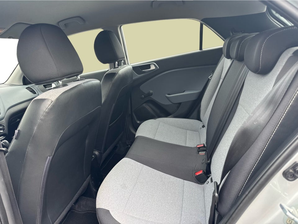 Hyundai i20 1,25 Active 5d