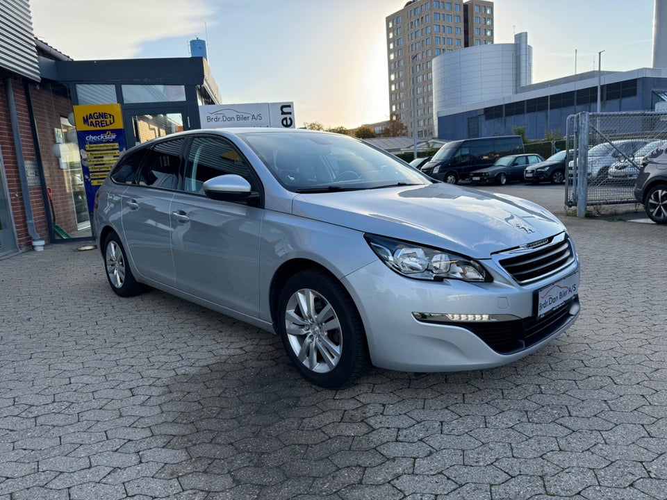 Peugeot 308 1,6 BlueHDi 120 Allure SW 5d