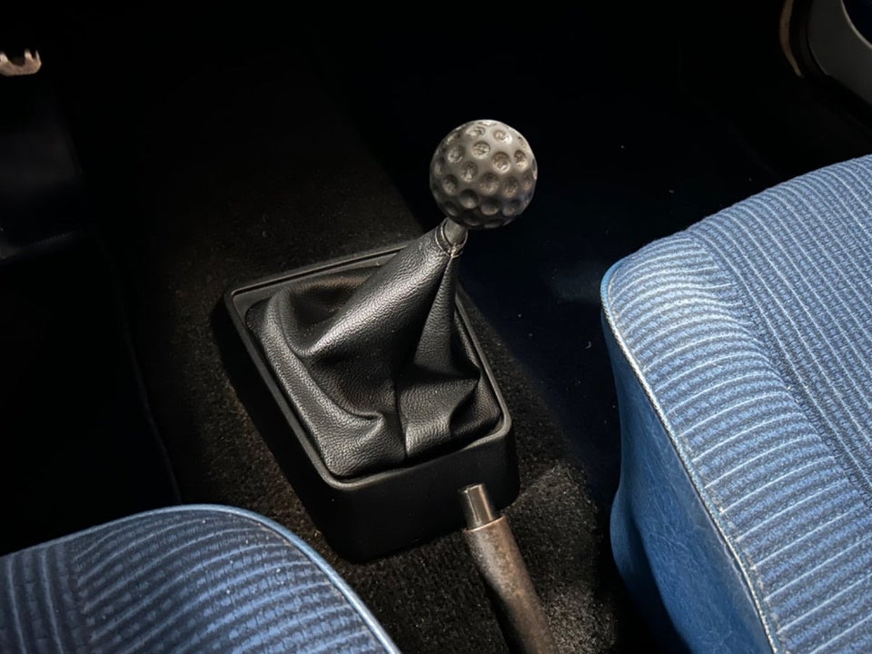 VW Jetta 1,3 2d