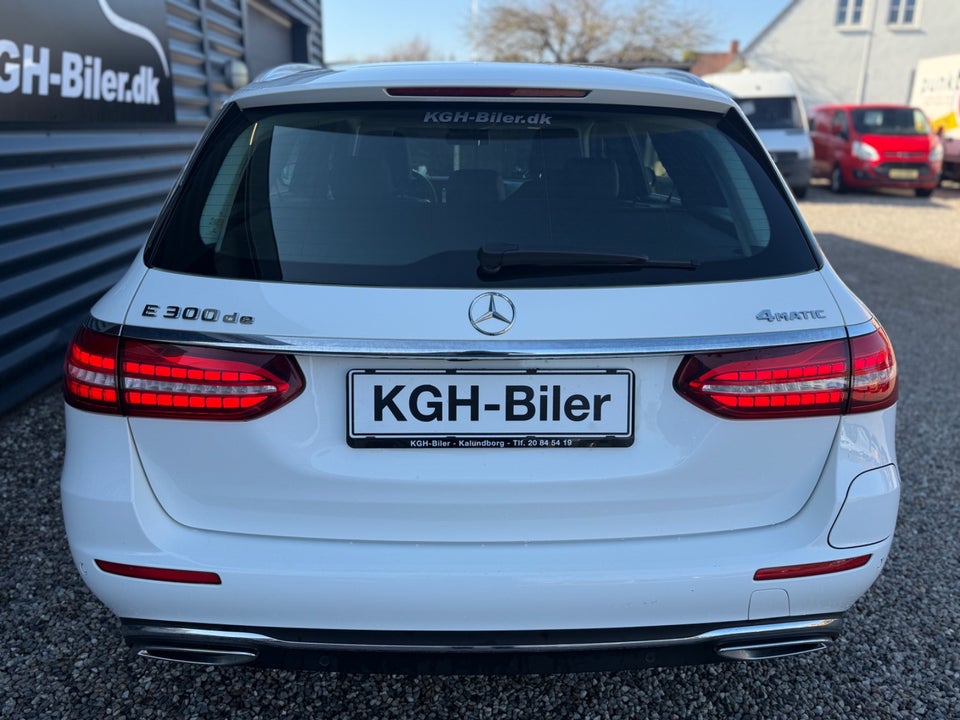 Mercedes E300 de 2,0 Avantgarde stc. aut. 4Matic 5d