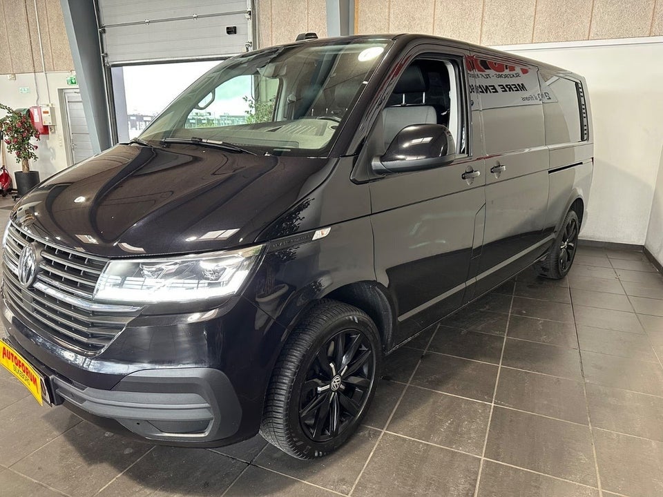 VW Transporter 2,0 TDi 204 Kassevogn DSG lang