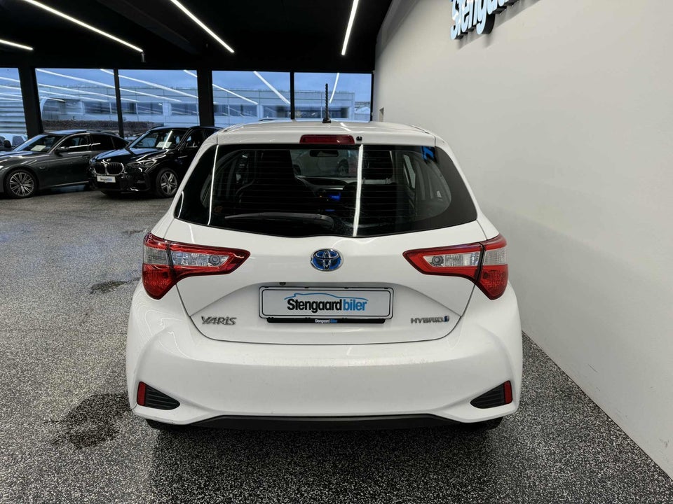 Toyota Yaris 1,5 Hybrid H2 e-CVT Van 5d