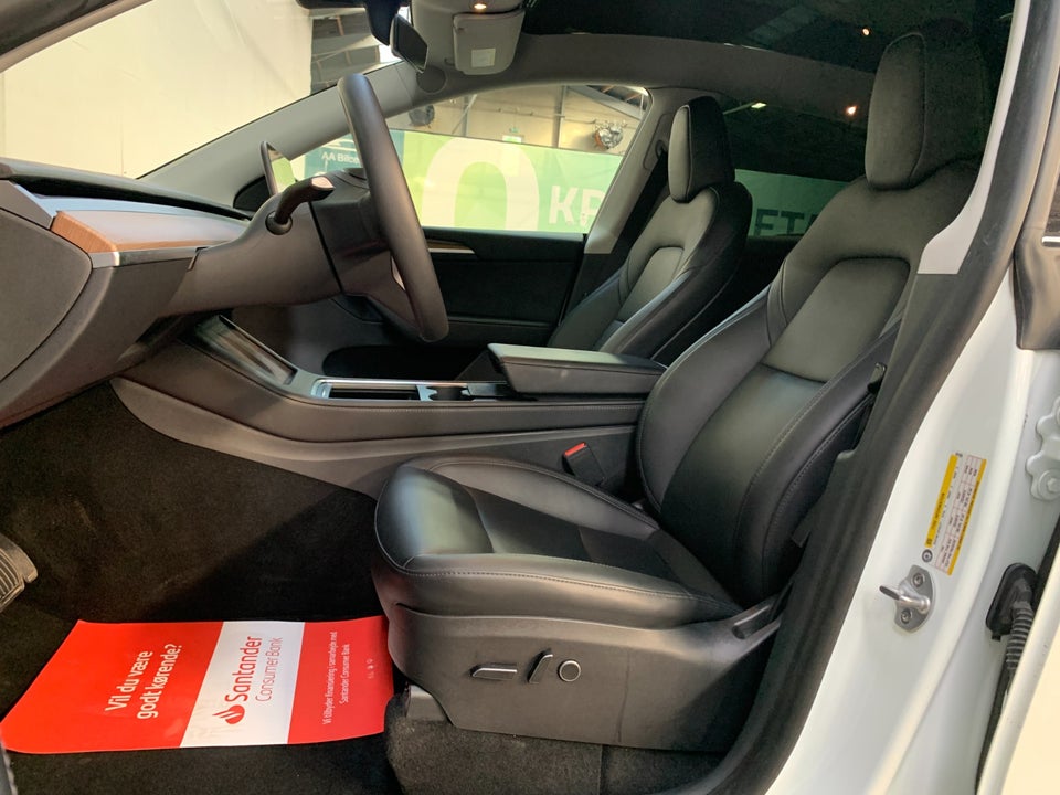 Tesla Model Y Long Range AWD 5d