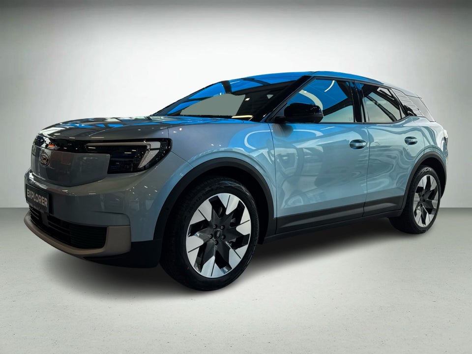 Ford Explorer 82 Premium Extended Range 5d