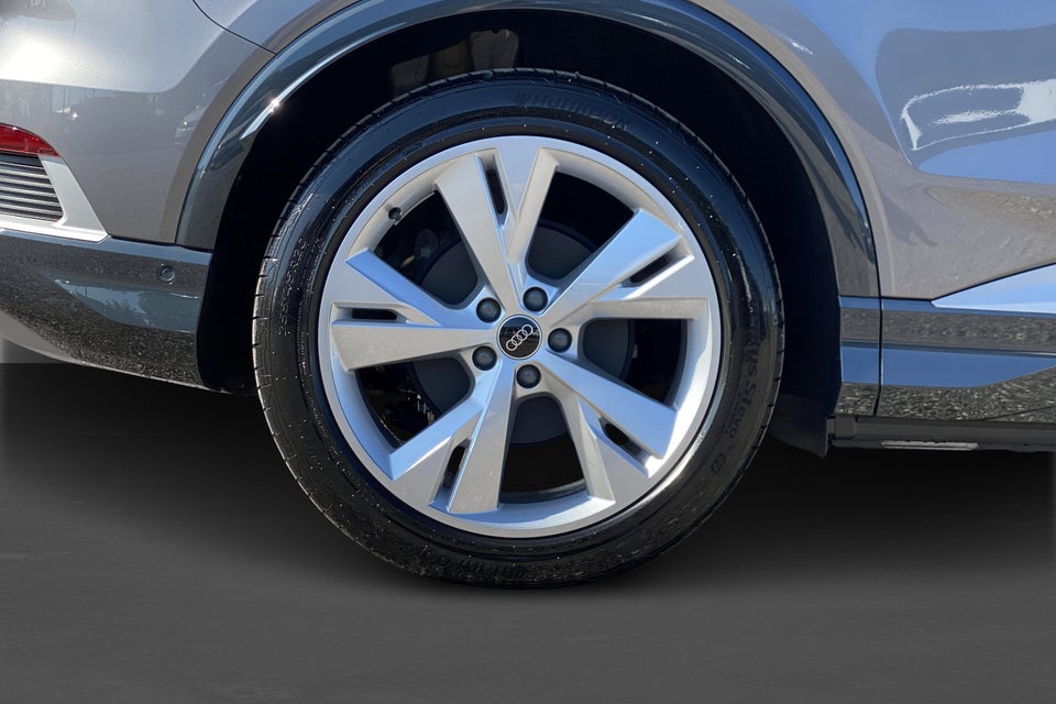 Audi Q4 e-tron 45 S-line Edition 5d