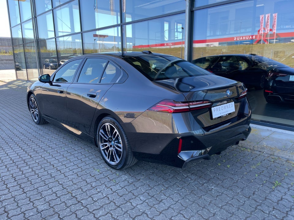 BMW i5 eDrive40 M-Sport 4d
