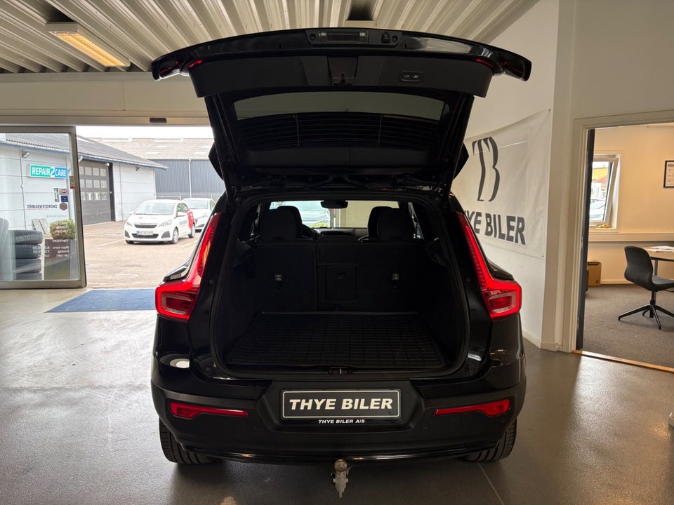 Volvo EX40 Twin Performance Plus 5d