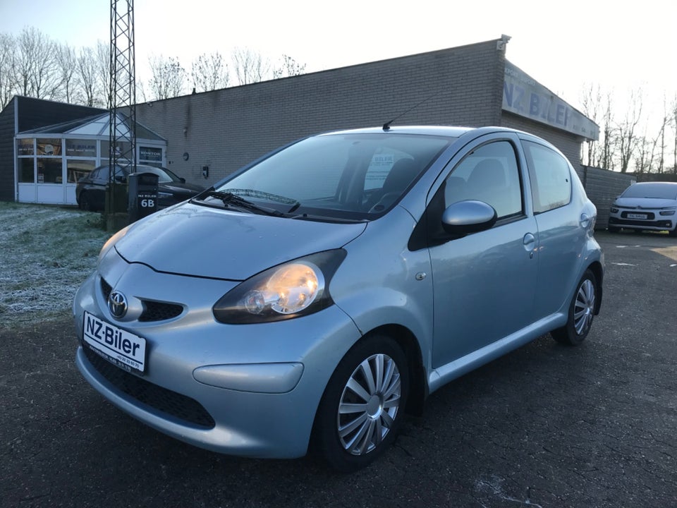 Toyota Aygo 1,4 D Plus 5d