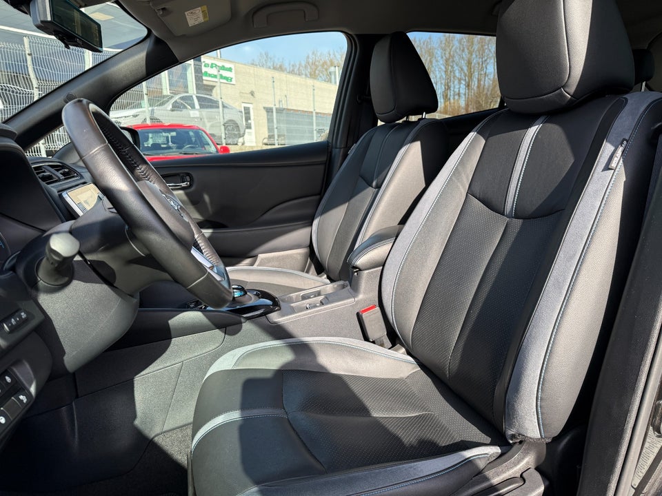 Nissan Leaf 40 Tekna 5d