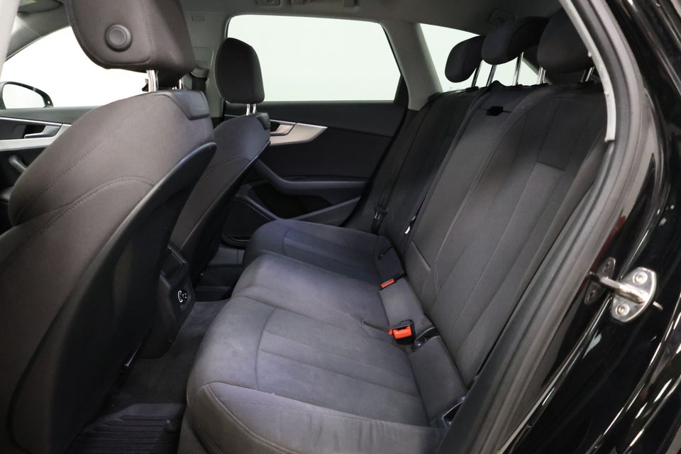 Audi A4 2,0 TDi 190 Avant S-tr. 5d