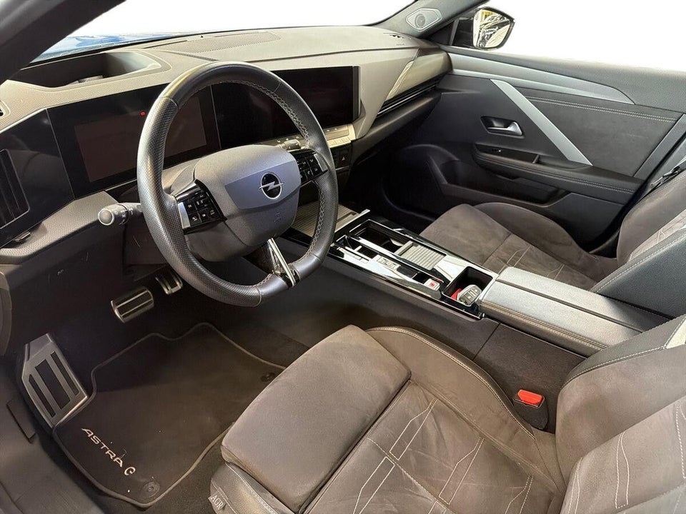 Opel Astra-e 54 Ultimate 5d