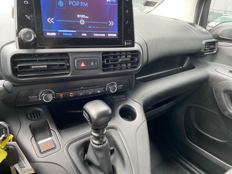 Peugeot Partner 1,5 BlueHDi 130 L2V2 Ultimate Van