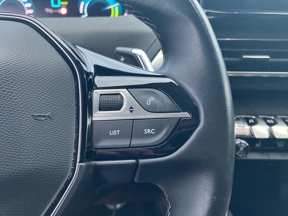 Peugeot 3008 1,6 Hybrid Allure EAT8 5d