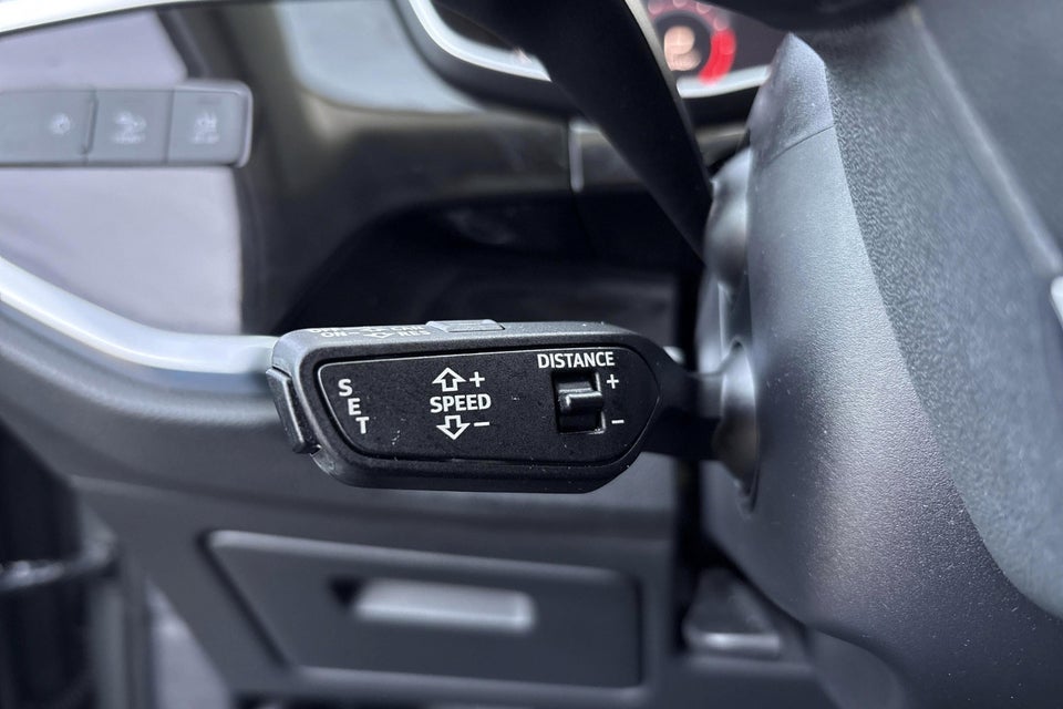 Audi Q3 35 TFSi Advanced Prestige S-tr. 5d