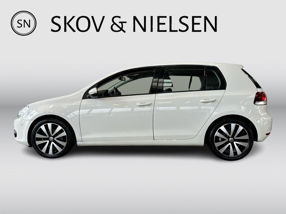 VW Golf VI 2,0 TDi 140 Comfortline DSG 5d