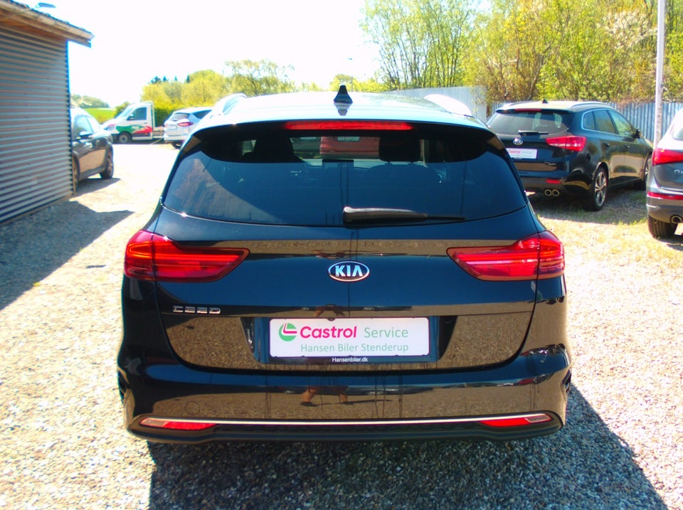 Kia Ceed 1,6 CRDi 136 Intro Edition SW 5d