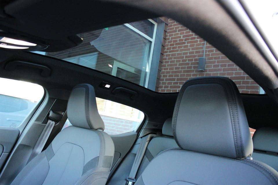 Polestar 2 Long Range 5d