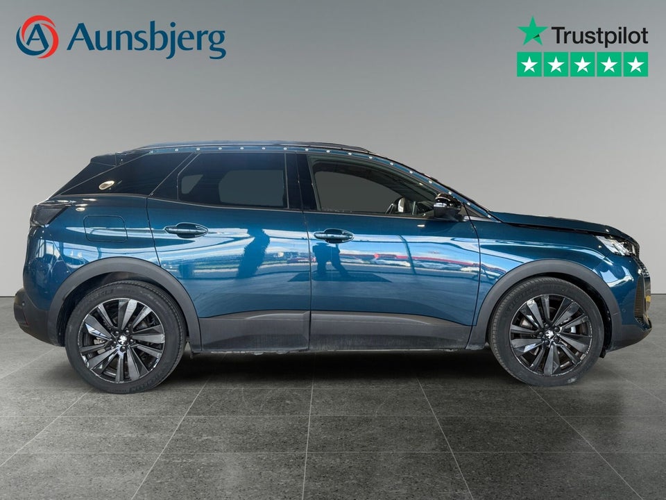 Peugeot 3008 1,6 Hybrid First Selection EAT8 5d