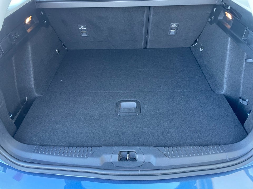 Ford Focus 1,0 EcoBoost mHEV Titanium X stc. 5d