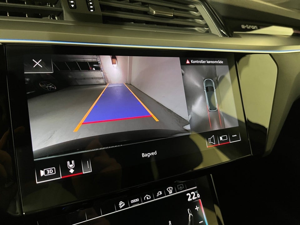 Audi Q8 e-tron 55 Advanced quattro 5d