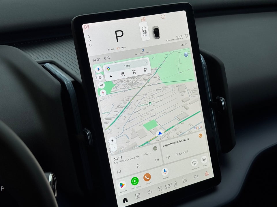 Volvo EX30 Standard Range Core 5d