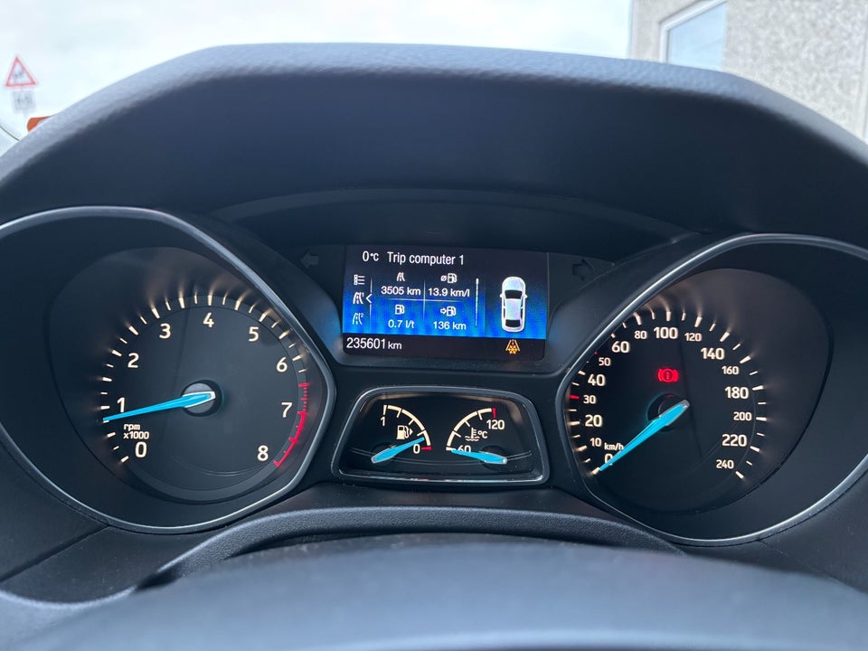 Ford Focus 1,0 SCTi 125 Titanium stc. 5d