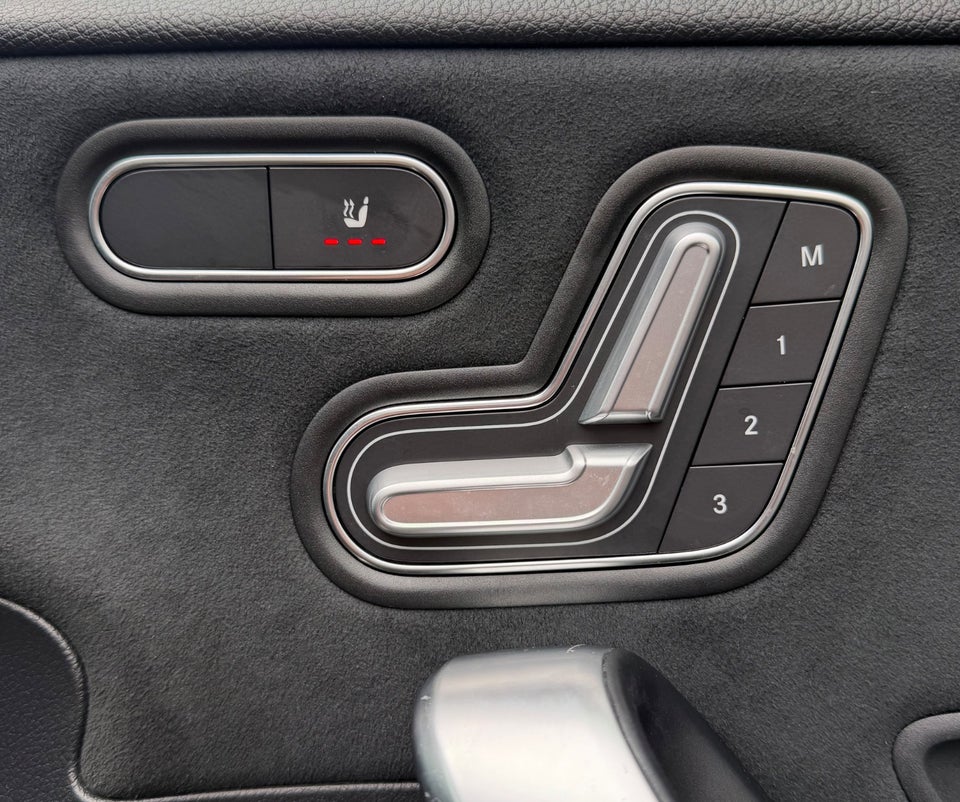 Mercedes A220 2,0 AMG Line aut. 4Matic 5d