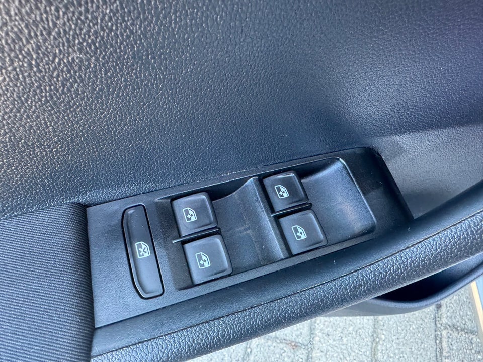 Skoda Fabia 1,0 TSi 110 Ambition Combi DSG 5d