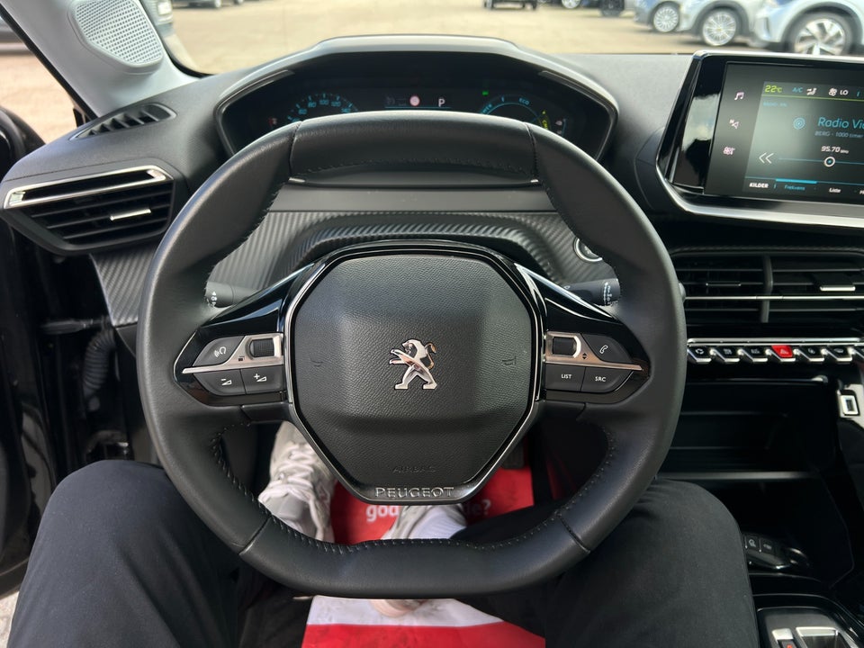Peugeot e-208 50 Active Pack 5d