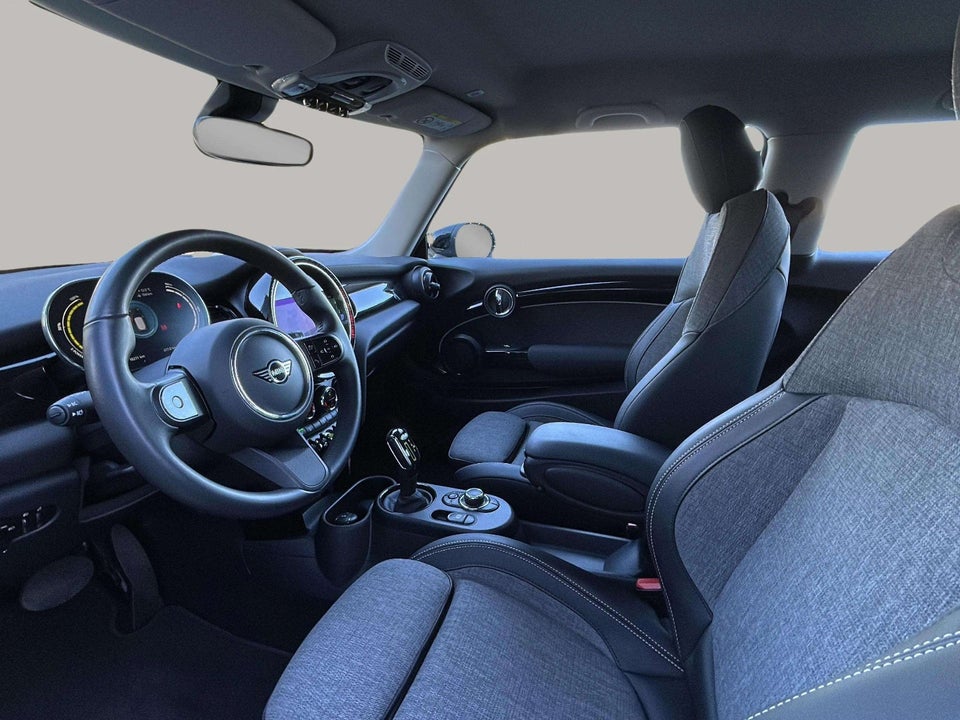 MINI Cooper SE Classic Trim 3d