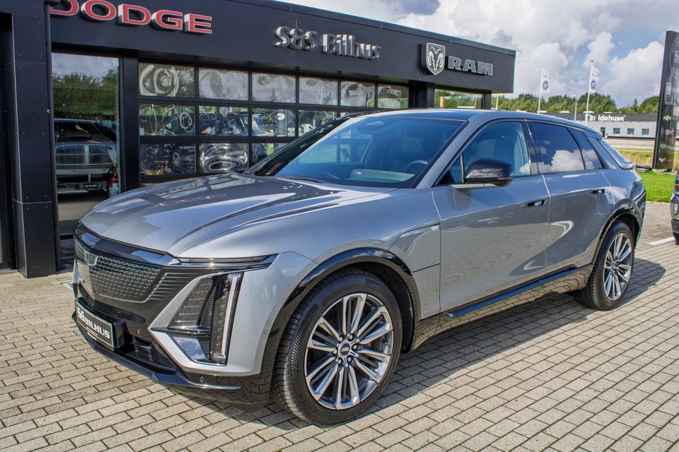 Cadillac Lyriq 600 E4 Sport AWD 5d