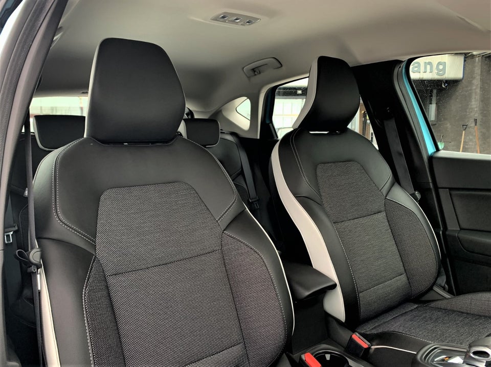 Renault Captur 1,6 E-Tech Intens 5d