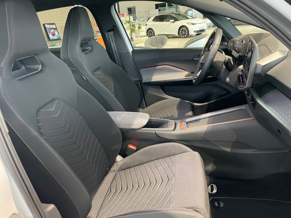 Cupra Born 77 Pasión 5d