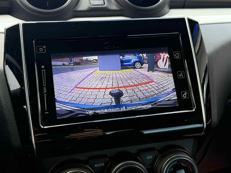 Suzuki Swift 1,2 Dualjet Exclusive CVT 5d