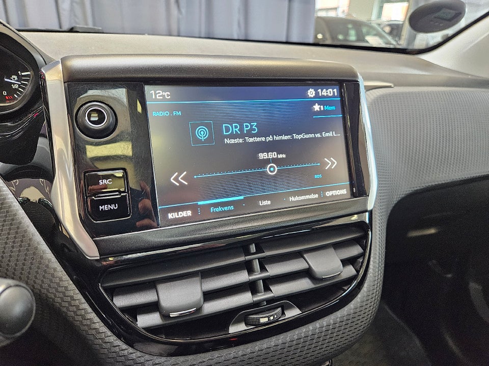 Peugeot 208 1,6 BlueHDi 100 Desire Sky 5d