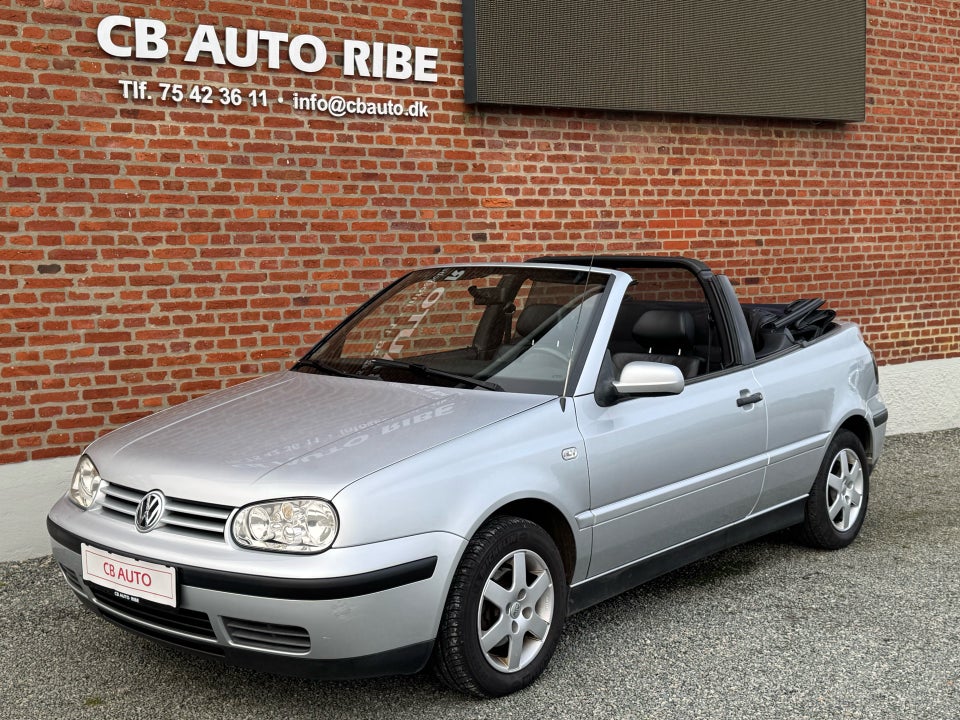 VW Golf IV 2,0 Highline Cabriolet 2d