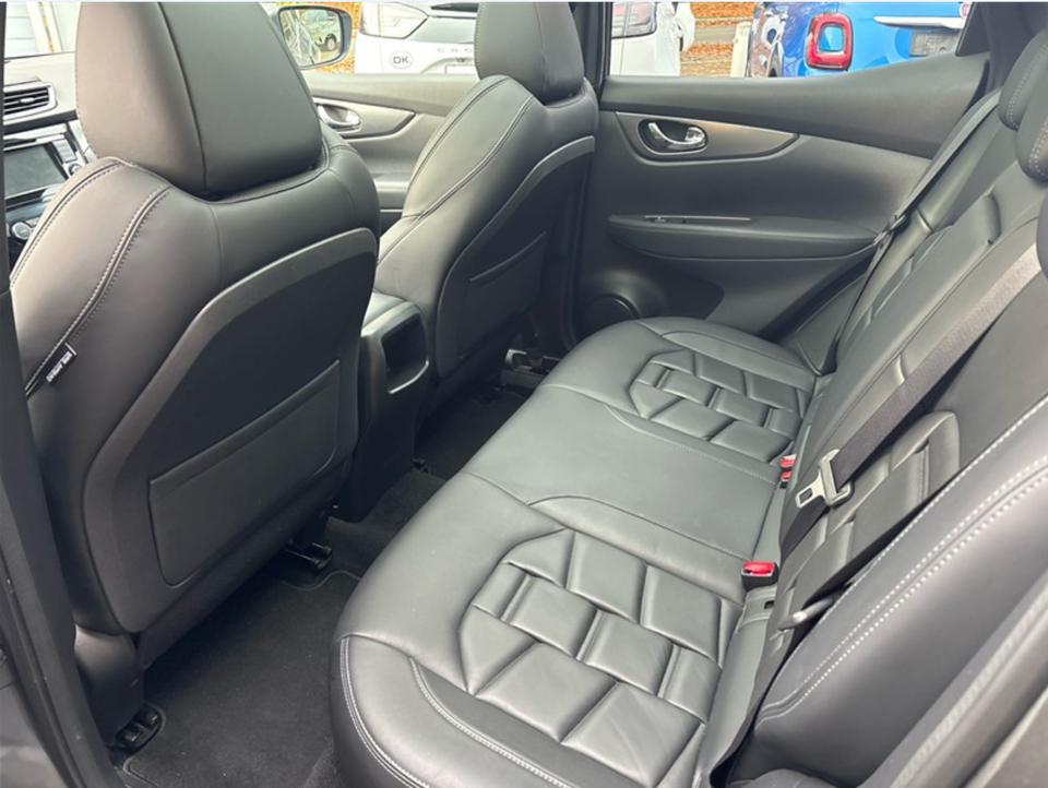 Nissan Qashqai 1,3 Dig-T 140 Tekna+ 5d