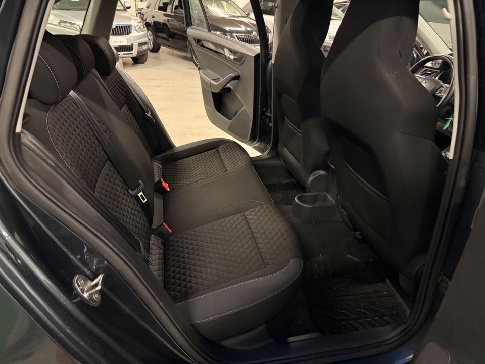 Skoda Rapid 1,0 TSi 110 Tour de France 5d