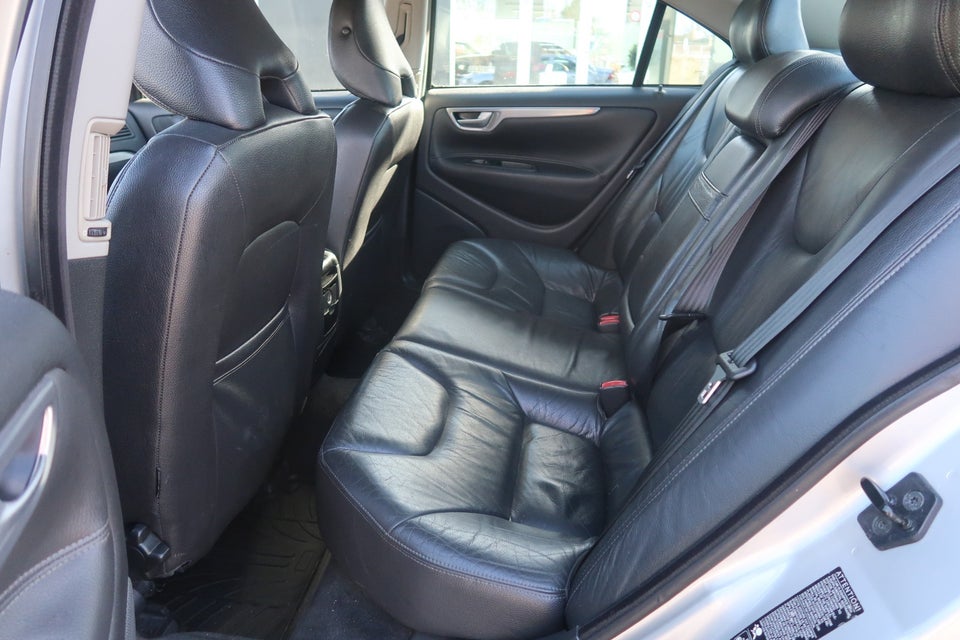 Volvo S60 2,4 170 aut. 4d